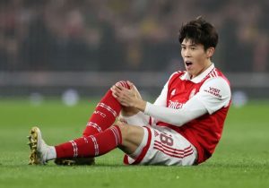 Tomiyasu Lien Tuc Gap Chan Thuong Trong Thoi Gian Khoac Ao Arsenal Tomiyasu Liên Tục Gặp Chấn Thương Trong Thời Gian Khoác Áo Arsenal